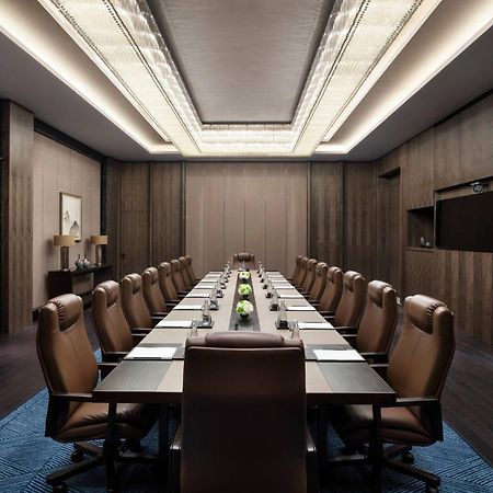 Xuzhou Marriott Hotel Lakeview Екстериор снимка