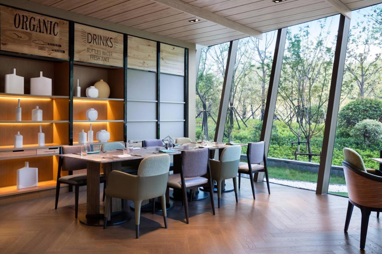 Xuzhou Marriott Hotel Lakeview Екстериор снимка