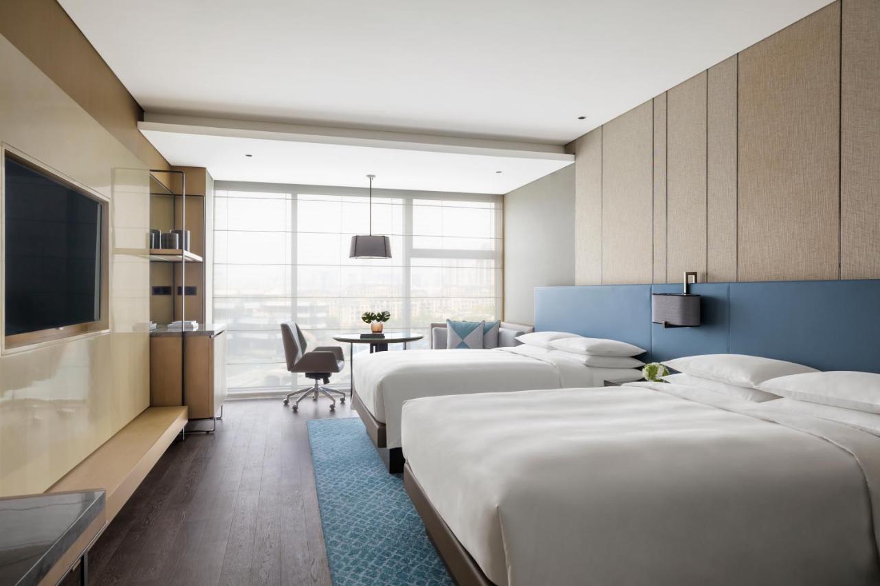 Xuzhou Marriott Hotel Lakeview Екстериор снимка