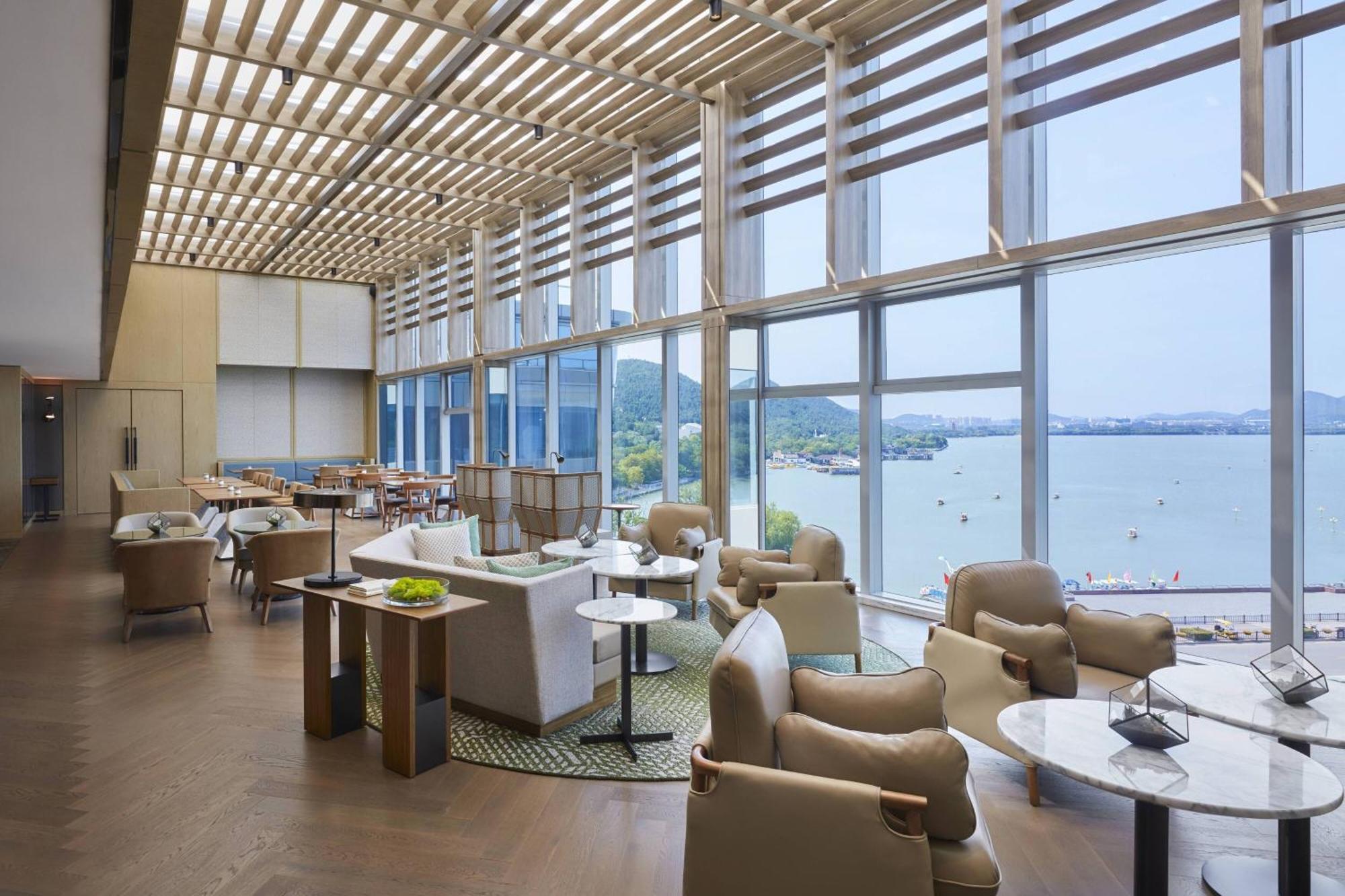 Xuzhou Marriott Hotel Lakeview Екстериор снимка