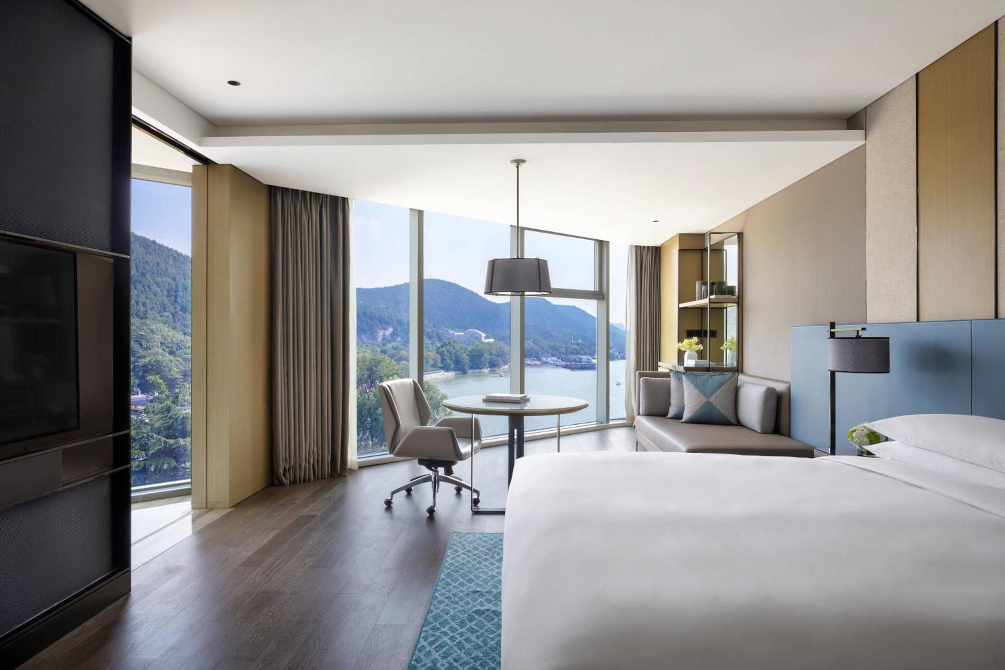 Xuzhou Marriott Hotel Lakeview Екстериор снимка