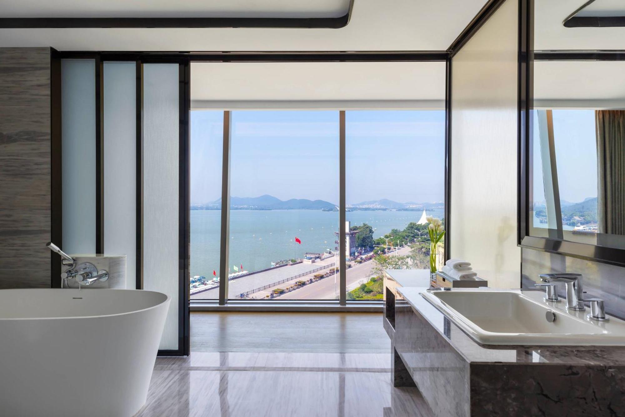 Xuzhou Marriott Hotel Lakeview Екстериор снимка
