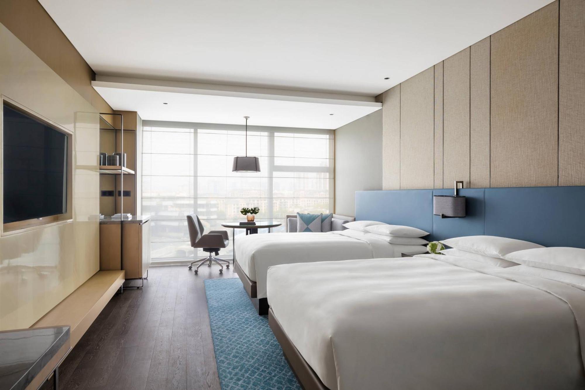 Xuzhou Marriott Hotel Lakeview Екстериор снимка