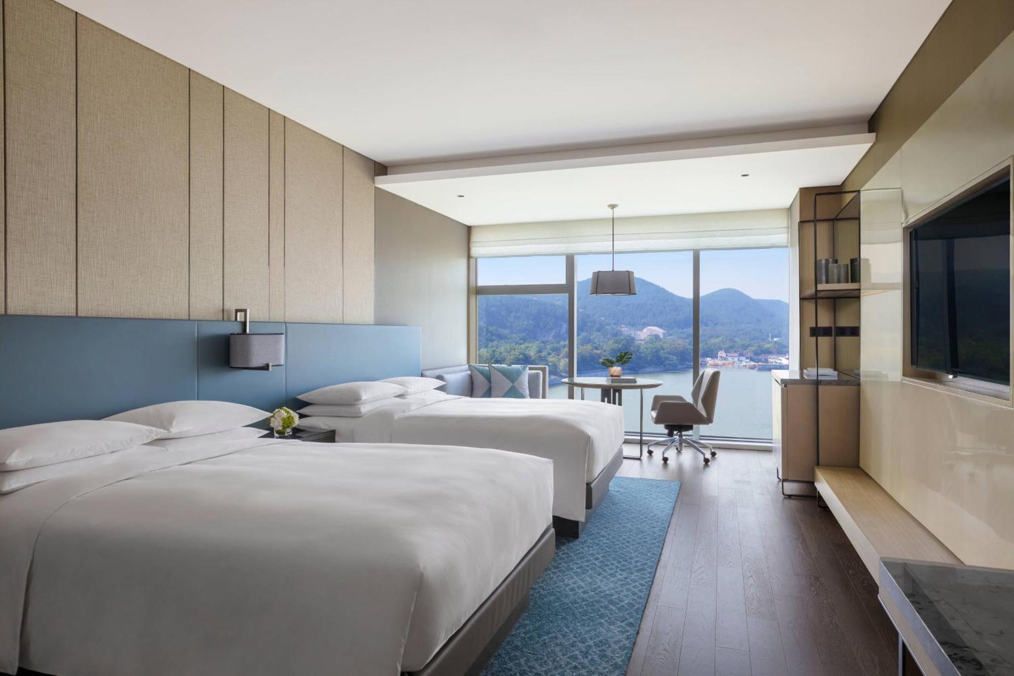 Xuzhou Marriott Hotel Lakeview Екстериор снимка